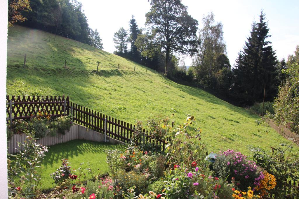 Ferienwohnung am Kieferberg Hormersdorf  Zimmer foto