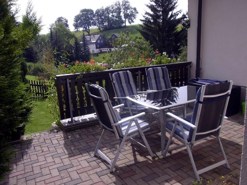 Ferienwohnung am Kieferberg Hormersdorf  Zimmer foto